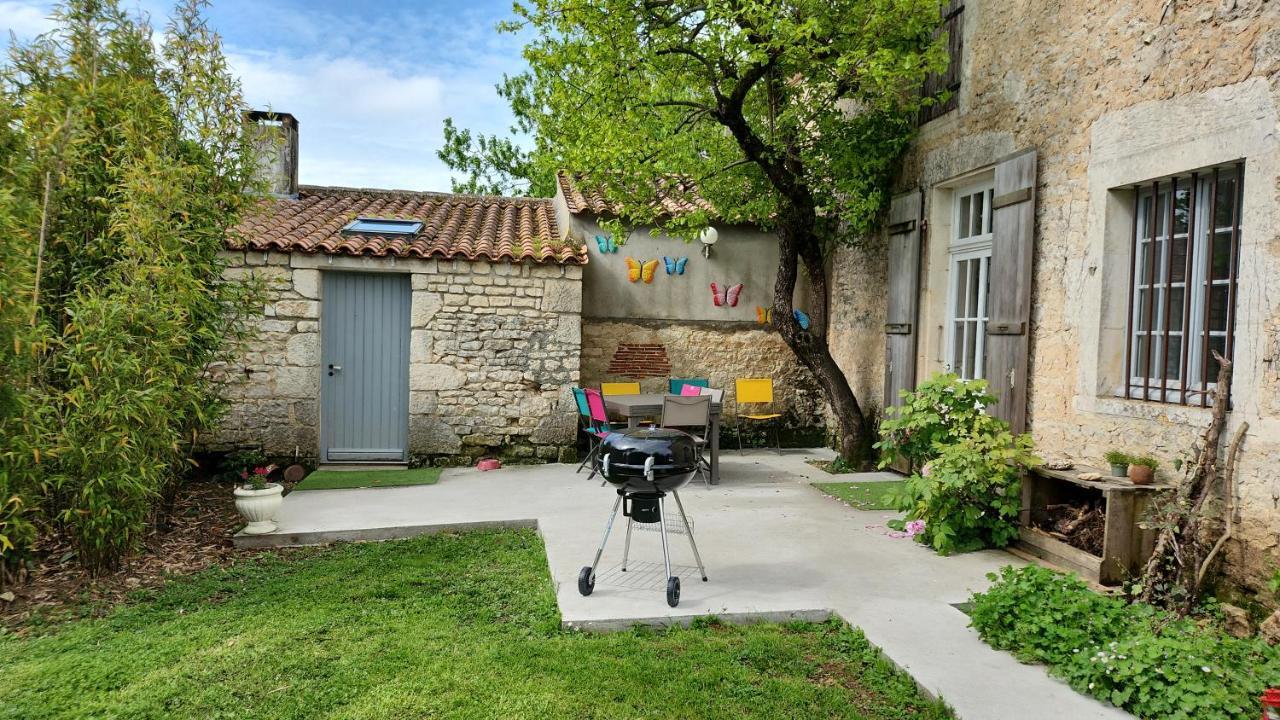 Maison Chaleureuse Et Familiale. Nalliers  외부 사진